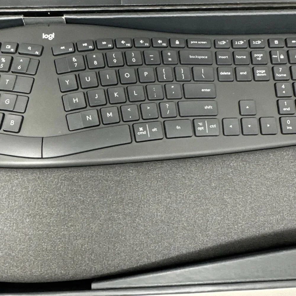 Logitech ERGO K860 Wireless Keyboard - Black